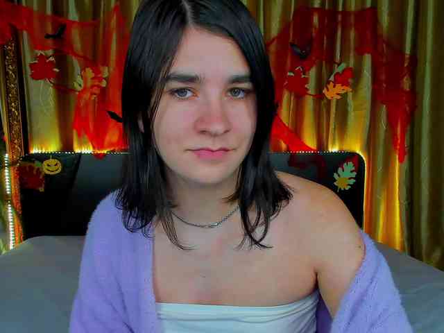 Polly-Love webcam
