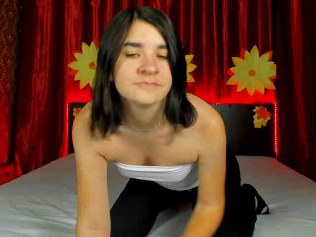 Polly-Love webcam