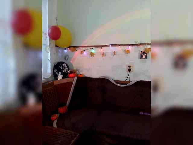 XHelenaX99 webcam
