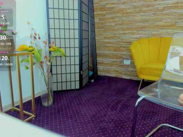 AishaRouhi webcam