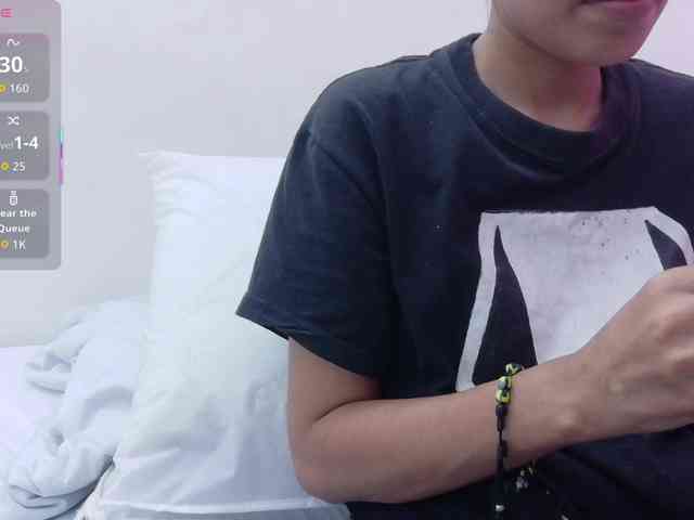 yourcuteneighbourr webcam