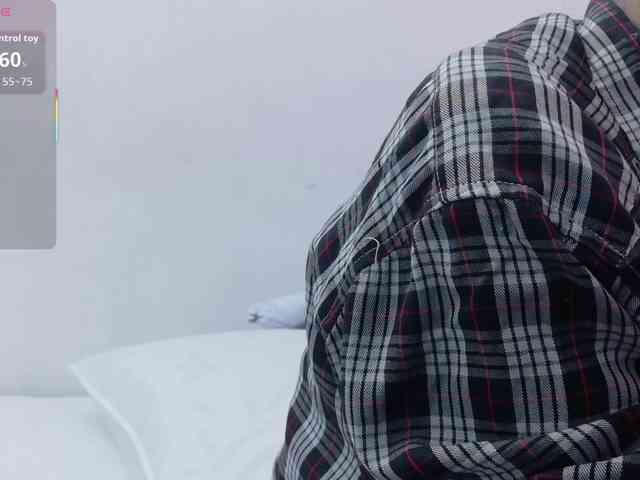 yourcuteneighbourr webcam