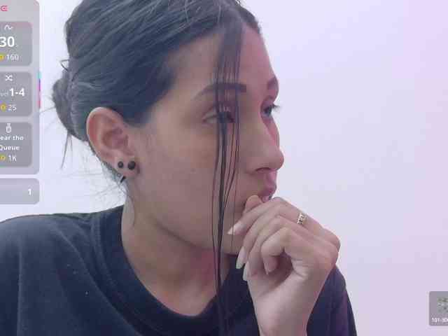 yourcuteneighbourr webcam