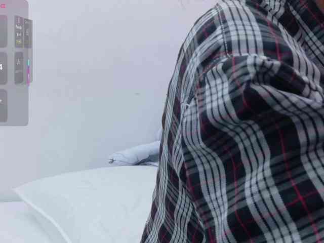 yourcuteneighbourr webcam