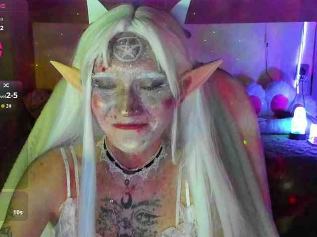 Elven1kiss webcam