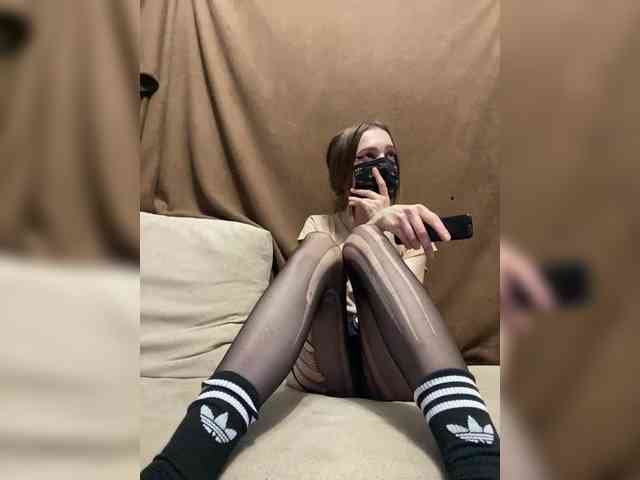 zaebokroom999 webcam