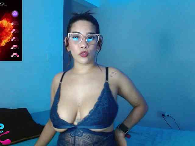 mishellcollins webcam