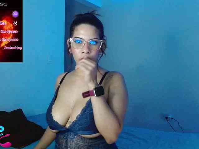 mishellcollins webcam