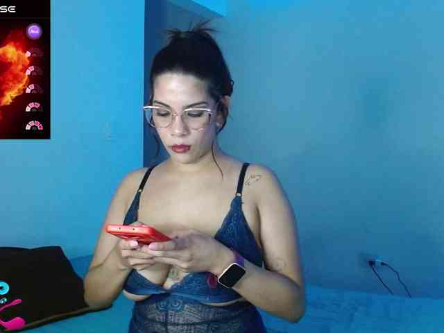 mishellcollins webcam