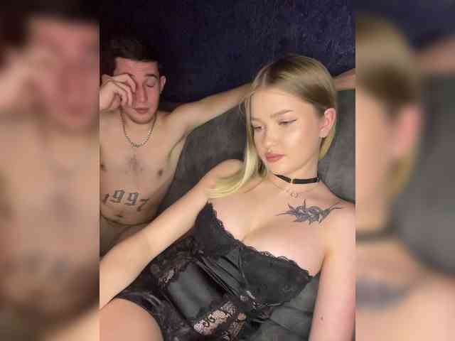 -The-sweet-couple- webcam