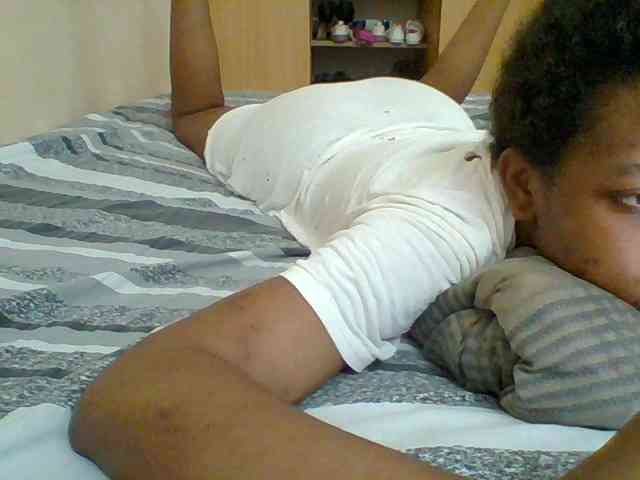 AmorSweetgal webcam