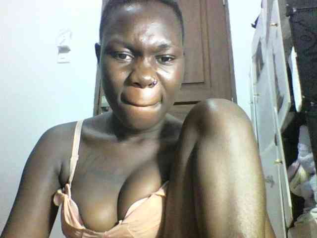 Sweetchocolate webcam