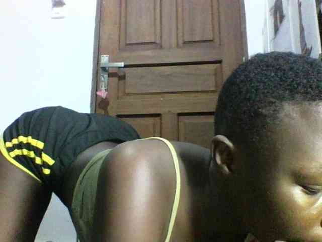 Sweetchocolate webcam