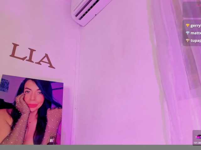 Lia-johnsonn webcam