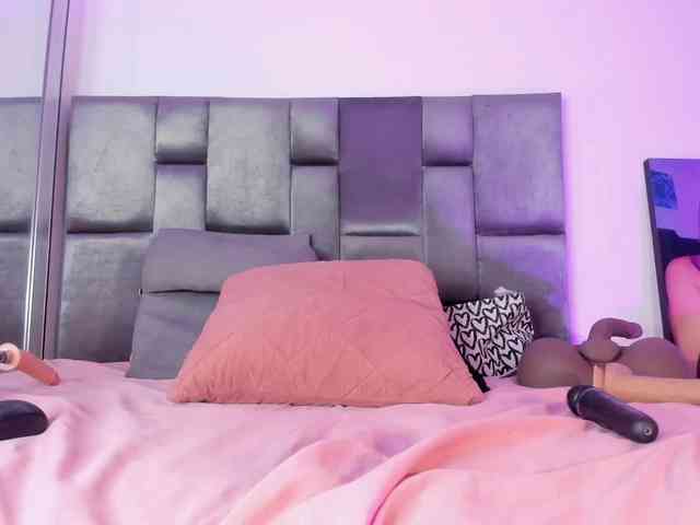 Lia-johnsonn webcam