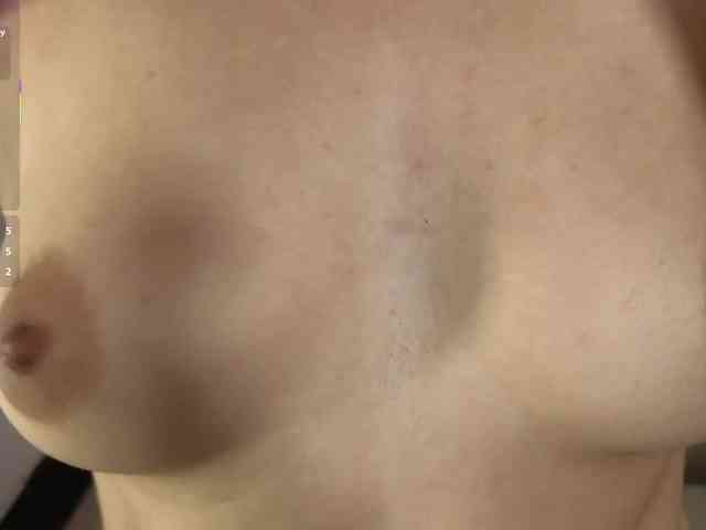 Chiara-tay webcam