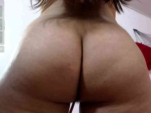 Chiara-tay webcam