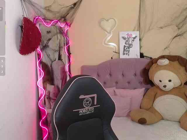 Chiara-tay webcam