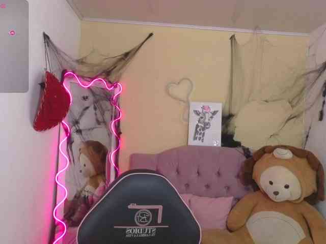Chiara-tay webcam