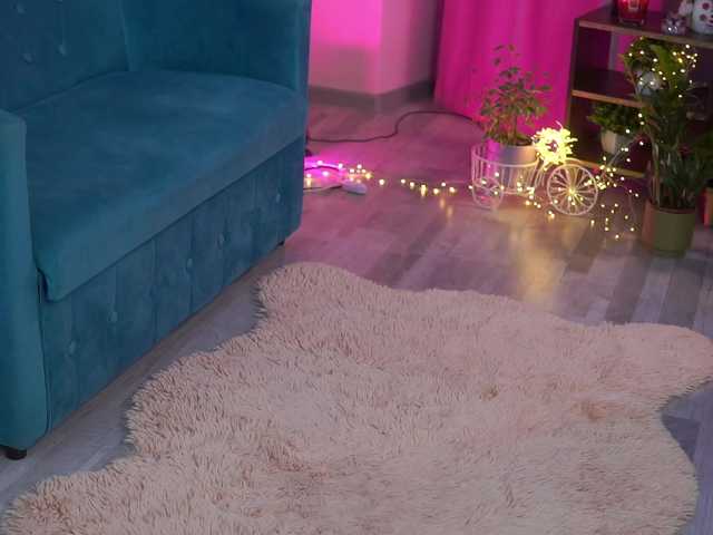 Accedi alla chat con il nickname TheAyana TheAyana