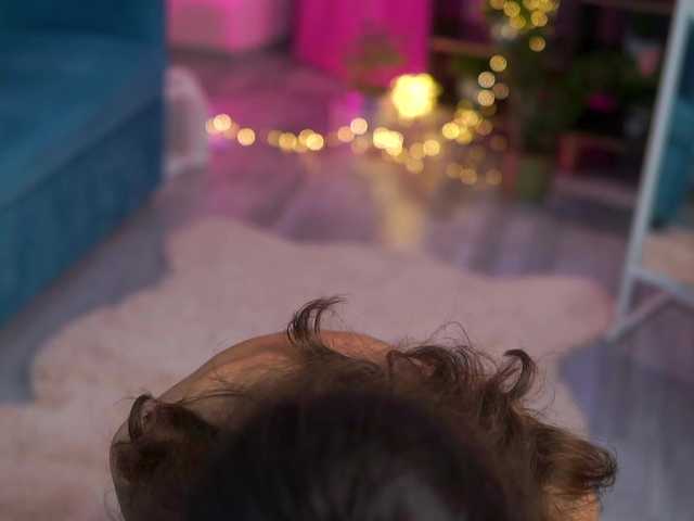 go to chat with TheAyana