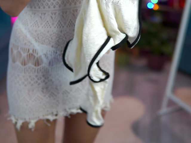 Entra en el chat con el modelo TheAyana TheAyana