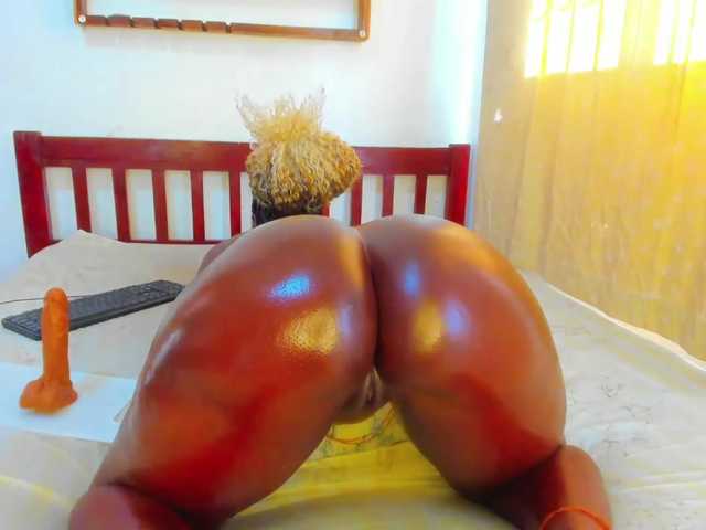 Lilyusk11 webcam
