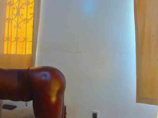 Lilyusk11 webcam