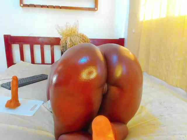Lilyusk11 webcam
