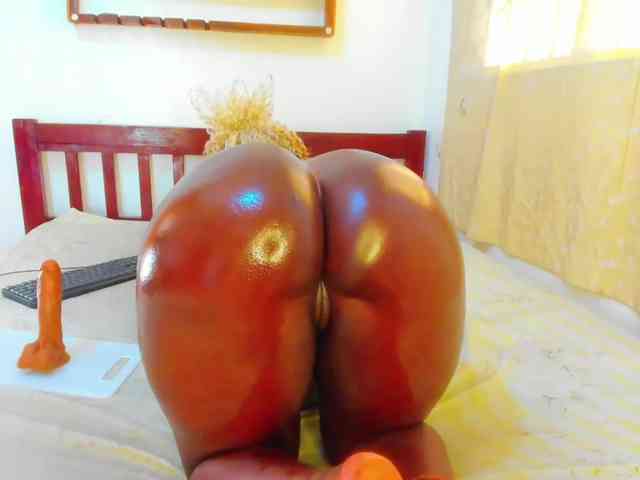 Lilyusk11 webcam