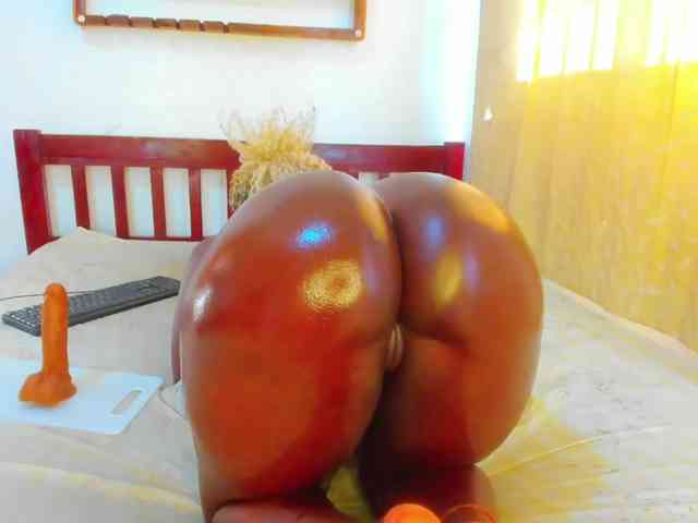 Lilyusk11 webcam