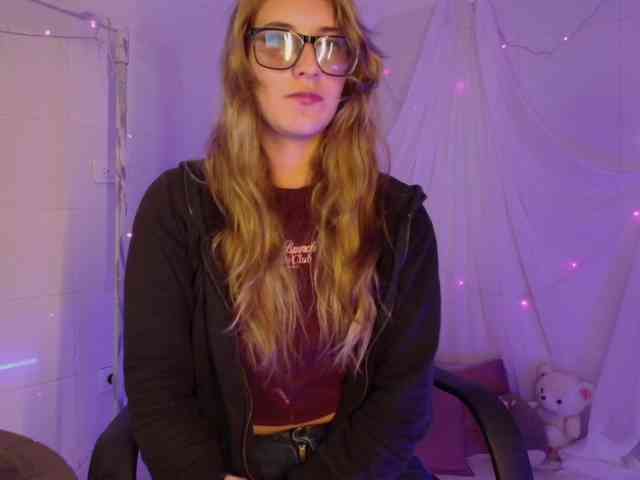 Isabela-Ross webcam