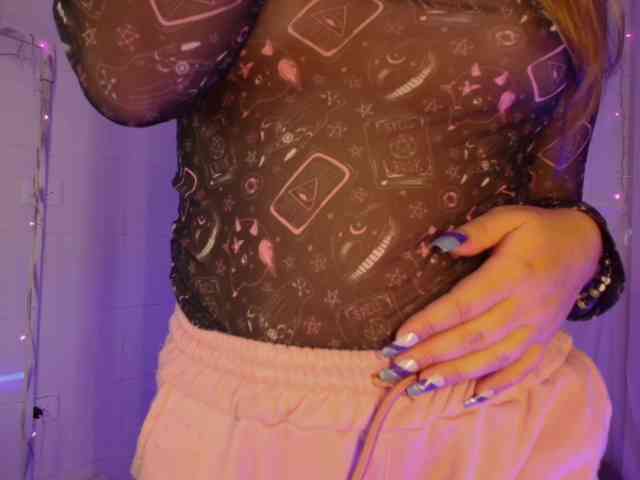 Isabela-Ross webcam