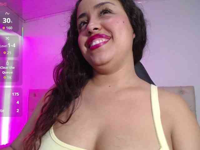 cristal-horny19 webcam
