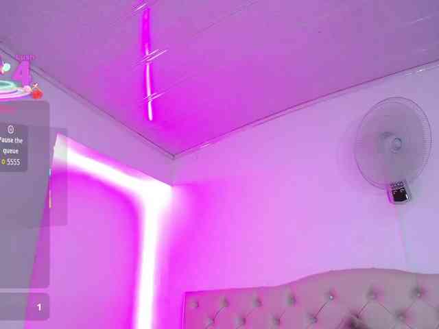 cristal-horny19 webcam