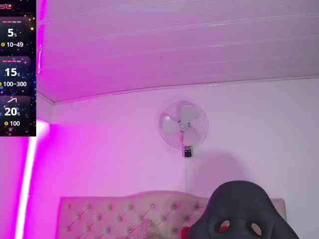 cristal-horny19 webcam