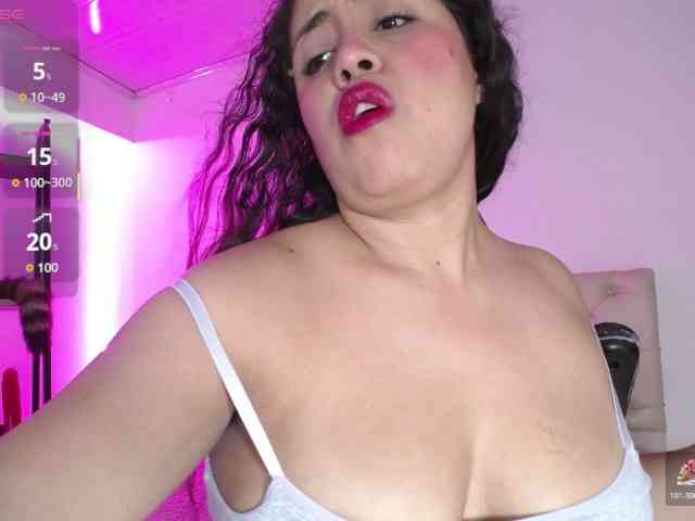 cristal-horny19 webcam