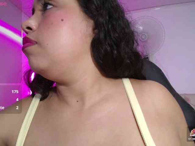 cristal-horny19 webcam