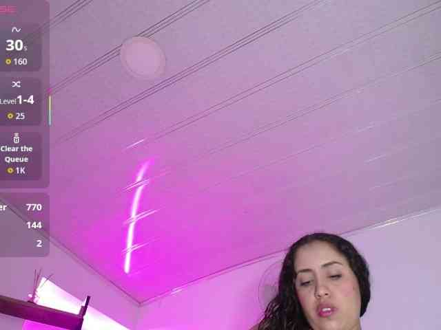 cristal-horny19 webcam