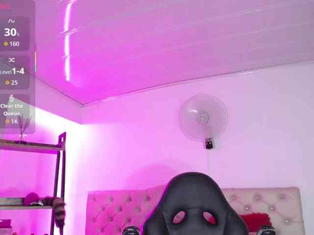 cristal-horny19 webcam