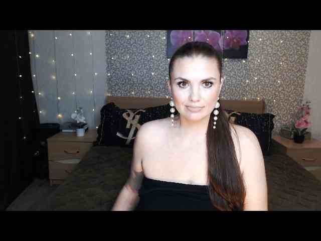 AwesomeValen webcam