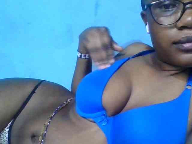 pretty-sonya webcam