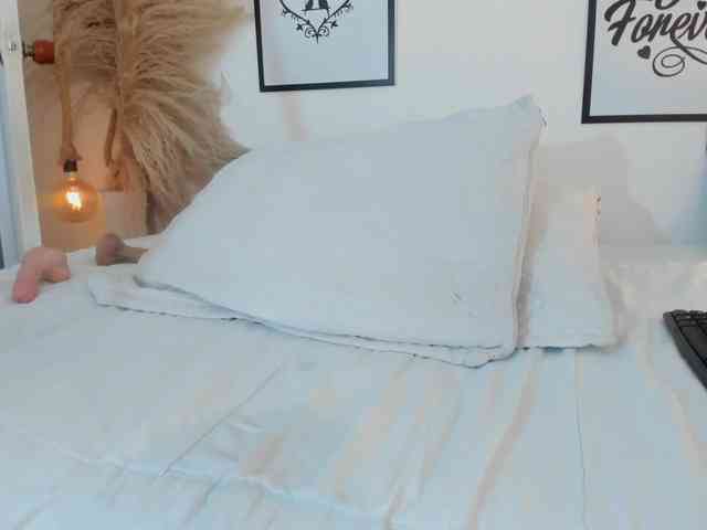 mia-lourence webcam