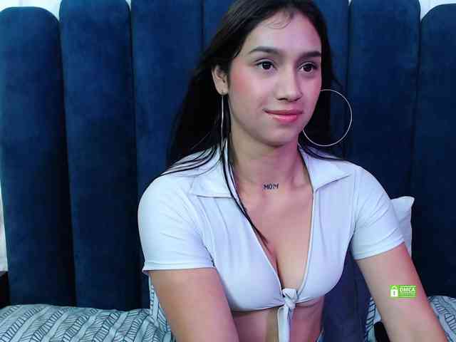 CosmicCandyX webcam