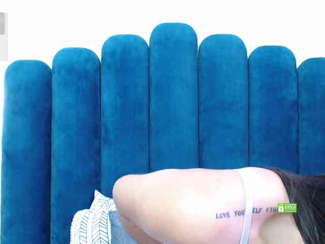 CosmicCandyX webcam