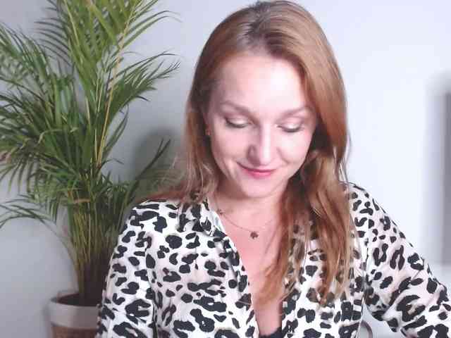 SecretAlicia webcam