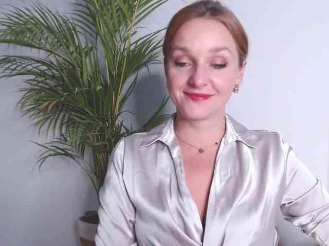 SecretAlicia webcam