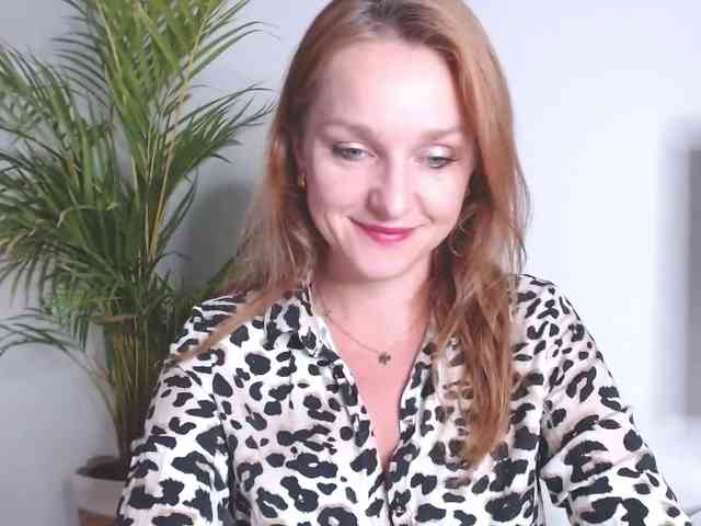 SecretAlicia webcam