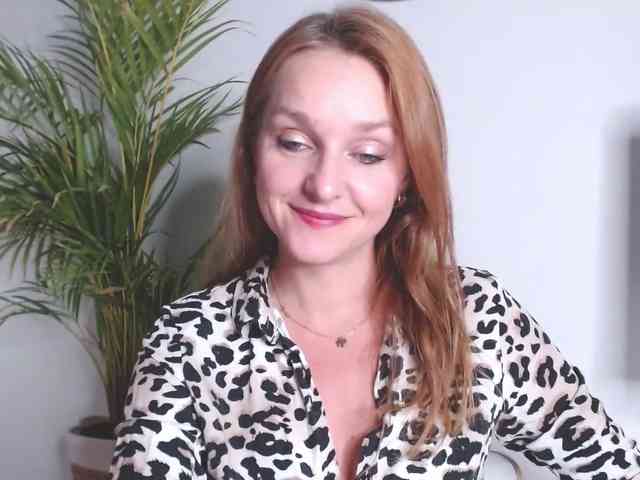 SecretAlicia webcam