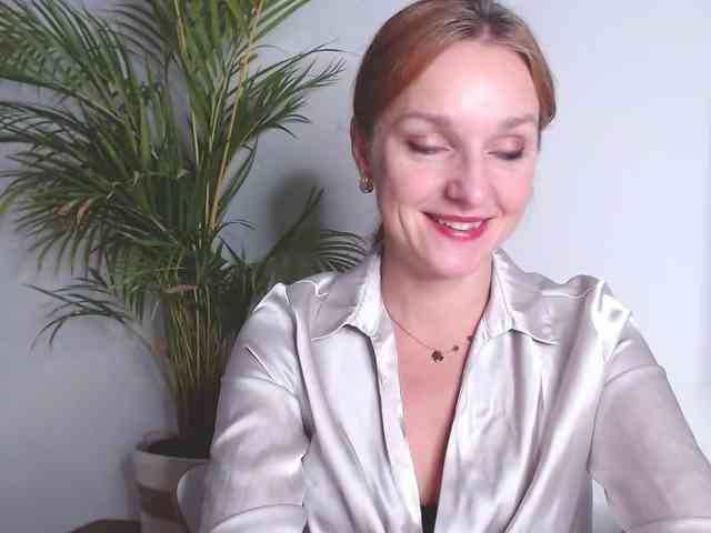 SecretAlicia webcam